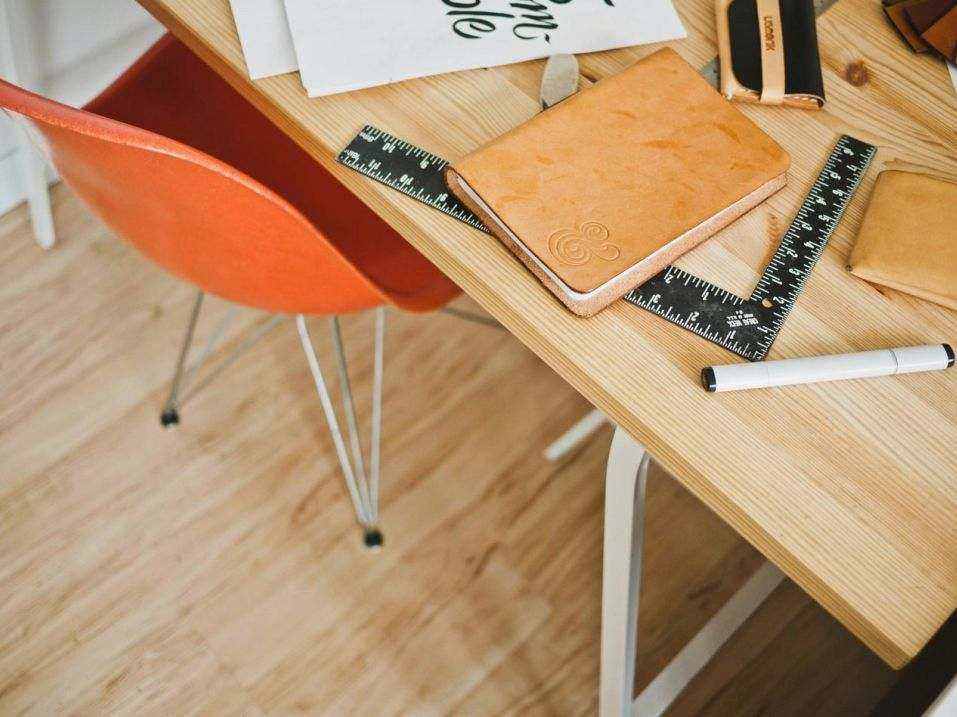 Desk accessories